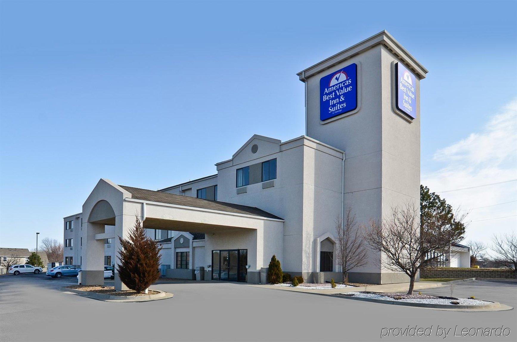 Americas Best Value Inn And Suites Lee'S Summit-Kansas City מראה חיצוני תמונה