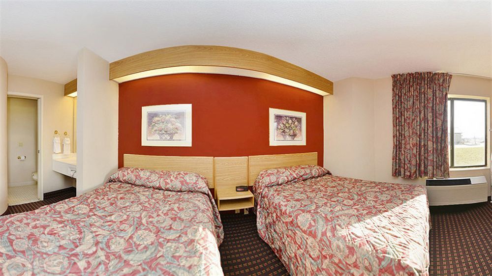 Americas Best Value Inn And Suites Lee'S Summit-Kansas City מראה חיצוני תמונה