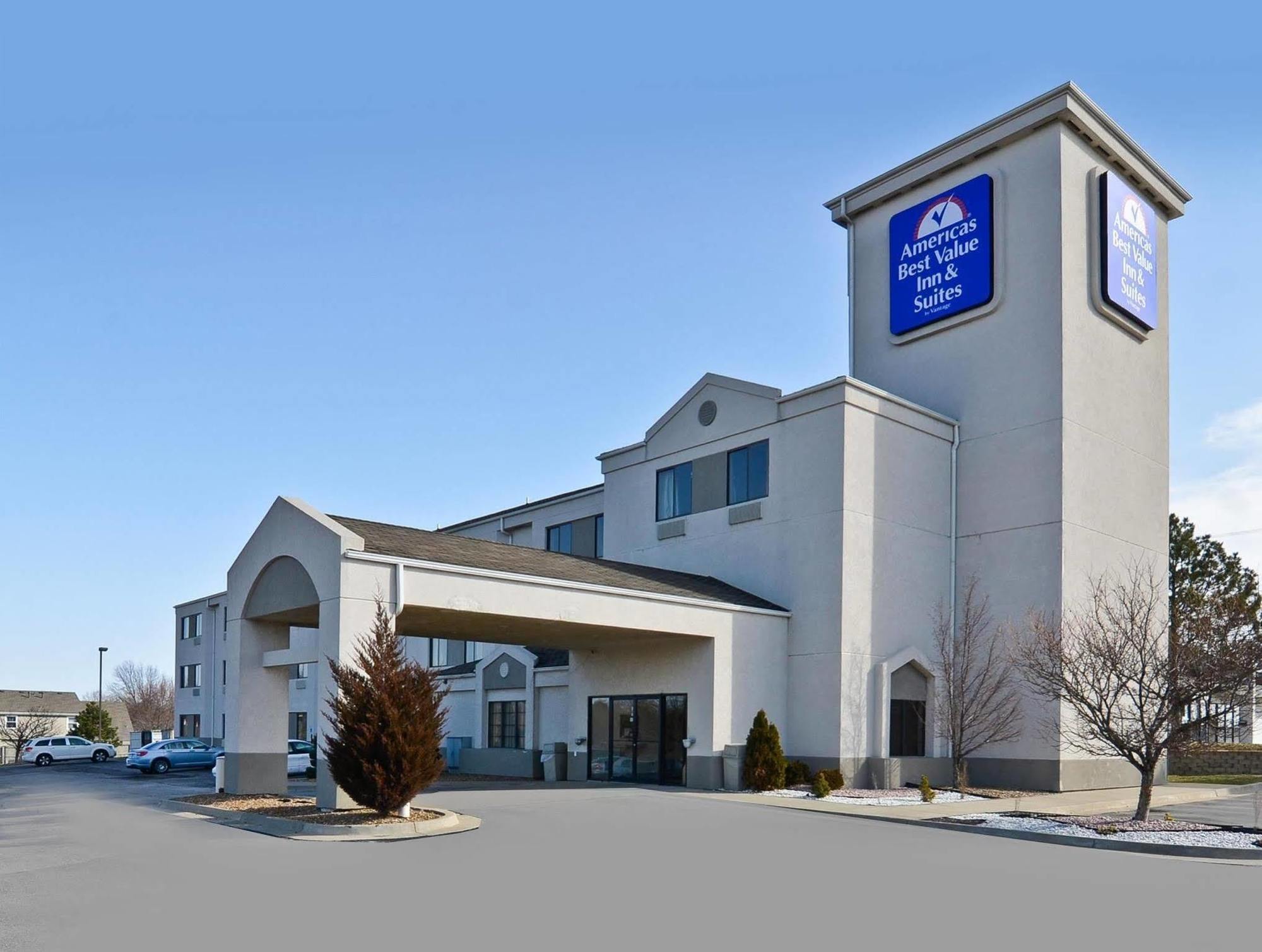 Americas Best Value Inn And Suites Lee'S Summit-Kansas City מראה חיצוני תמונה